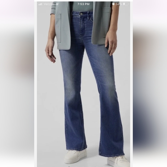 Athleta Denim - Athleta Sculptek Flare Jeans In True Blue Classic